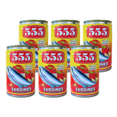 555 sardinas lata frontal mostrando etiqueta y salsa, conveniencia en despensa