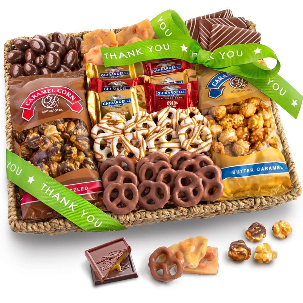 A Gift Inside cesta frontal lista para regalar con variedad gourmet