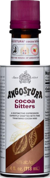 ANGOSTURA frasco frontal mostrando etiqueta clara y tamaño práctico