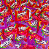 Assortit Skittles Gummies frente del paquete mostrando peso y mezcla, ideal para compartir