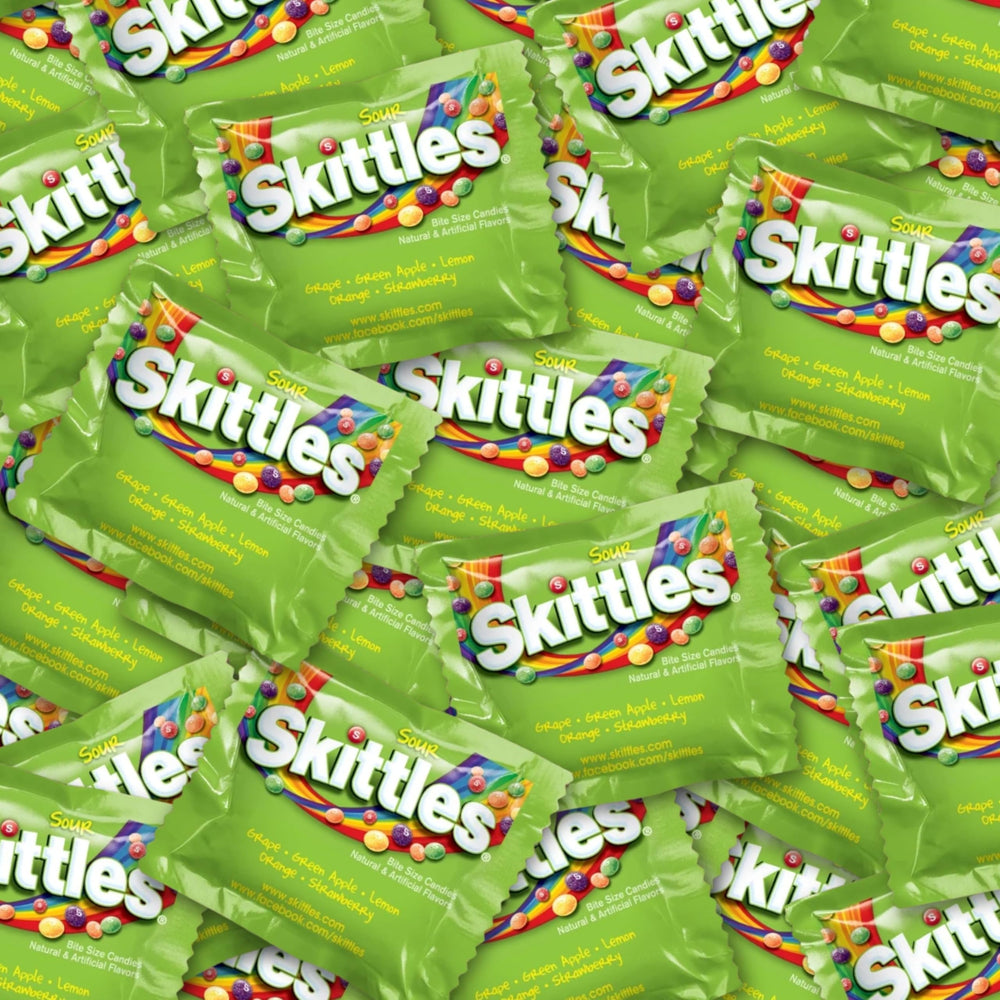 Assortit X Skittles Sour vista frontal mostrando bolsa y colores vibrantes