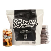 Bizzy bolsa frontal mostrando empaque práctico y lista para infusionar