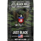 Black Rifle Coffee Company bolsa frontal Just Black 5 lb muestra presencia y frescura