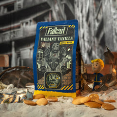 Bones Coffee Company taza servida con crema ligera, ilustra aroma apetitoso