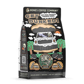Bones Coffee Company frente del paquete mostrando diseño y sabor indulgente