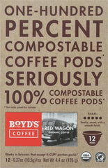 Boyd's Coffee grano y textura del tueste oscuro mostrando riqueza aromática