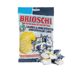 Brioschi caramelo en mano para comparar tamaño y fácil transporte
