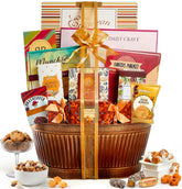 Broadway Basketeers vista frontal de la cesta lista para regalar y compartir