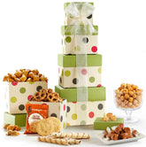 Broadway Basketeers torre frontal lista para regalar con variedad de snacks