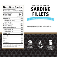 Brunswick sardinas sobre tostada listas para consumo nutritivo