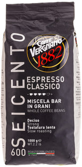 Caffe' Vergnano paquete frontal mostrando etiqueta y beneficio de mezcla intensa