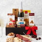 California Delicious cesta frontal con embutidos y quesos lista para regalar