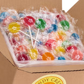 Candy Creek Lollipops frente de la caja mostrando cantidad y variedad, ideal para eventos