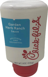 Chick‑Fil‑A botella exprimible frontal mostrando etiqueta y facilidad de uso