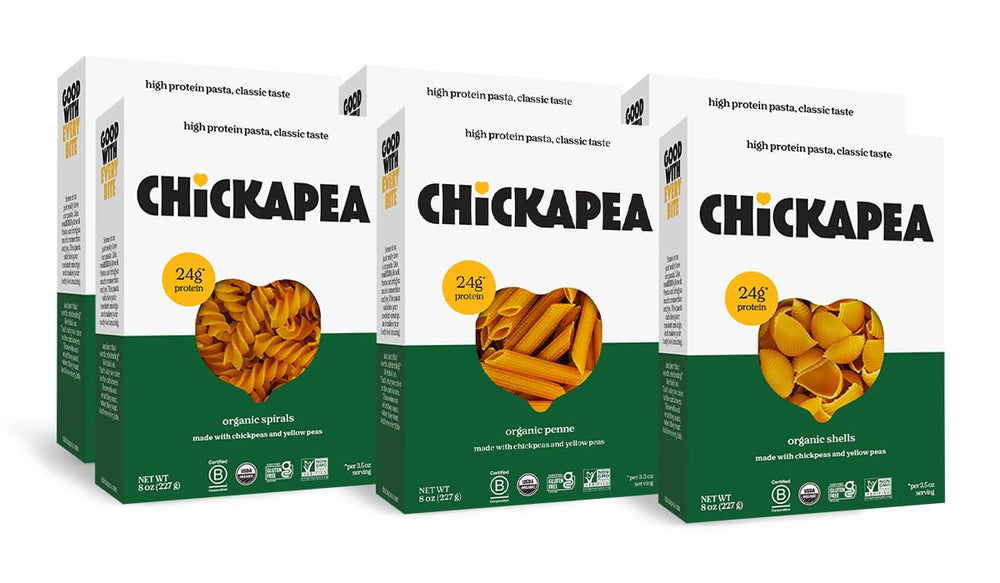 Chickapea paquete frontal mostrando espirales, penne y conchas y beneficio nutritivo