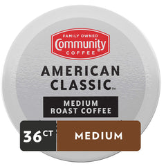 Community Coffee primer plano del grano molido resaltando textura y aroma