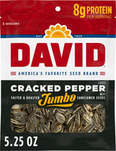 DAVID paquete frontal con sello Cracked Pepper y snack listo para consumir
