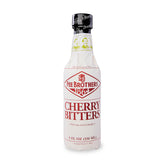 Fee Brothers botella frontal mostrando amargo de cereza, mejora el aroma del cóctel