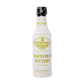Fee Brothers botella frontal de 150 ml que muestra diseño y uso profesional