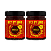 FLYBYJING frasco frontal mostrando etiqueta y color del aceite, aporta sabor auténtico