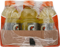 Gatorade botella en mano durante entrenamiento para reponer energía