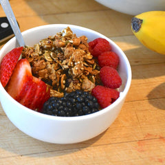 GrandyOats textura de coco tostado crujiente para desayuno energético
