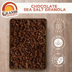 GrandyOats bol con leche y granola para desayuno nutritivo