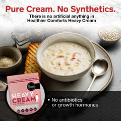 Healthier Comforts polvo en cuchara destacando textura cremosa que facilita mezclar