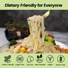 Hethstia fideos servidos en plato vegetariano listos para comer y con sabor