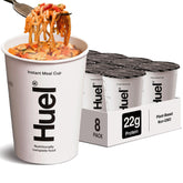 Huel taza Spicy Gochujang frontal mostrando el packaging práctico y beneficioso