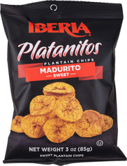 Iberia chips de plátano sobre ensalada como topping crujiente y saludable