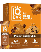 IQBAR empaque frontal Peanut Butter Chip mostrando marca y beneficio bajo en azúcar