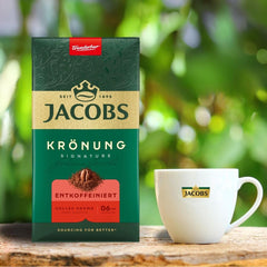 Jacobs Kronung textura del café molido en primer plano para apreciar su consistencia