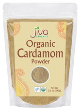 Jiva Organics frente del paquete mostrando cardamomo molido y marca
