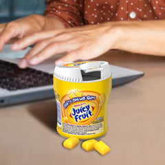 JUICY FRUIT botella abierta con chicles listos para compartir de forma higiénica