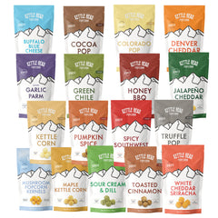 Kettle Head Popcorn bolsa 4 oz junto a objeto para comparar tamaño, porción ideal