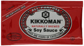 Kikkoman sobres frontales mostrando paquete y porciones fáciles de usar