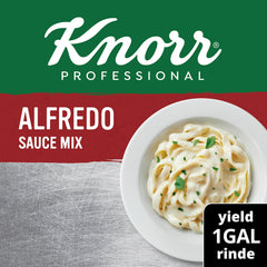 Knorr salsa sobre fettuccine mostrando cremosidad y sabor realzado