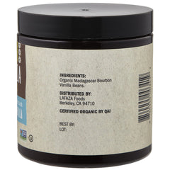 LAFAZA polvo de vainilla espolvoreado sobre crema para mejor aroma y apariencia
