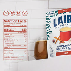 Laird Superfood chai en escritorio de oficina, alternativa rápida al café