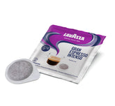 Lavazza caja frontal con 150 cápsulas mostrando ahorro y almacenamiento