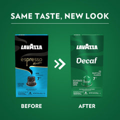 Lavazza cápsulas en manos listas para insertar, uso sencillo