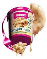 Legendary Foods cup frontal mostrando envase y marca, práctico y rico en proteína