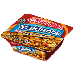 Detalle de salsa chili cheese en fideos Maruchan mostrando cremosidad