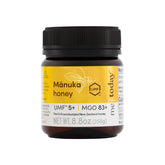 Me Today miel Manuka vista frontal con jarra, ideal para uso diario