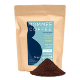 Mommee Coffee paquete frontal de 22 oz mostrando marca y beneficio bajo en ácido