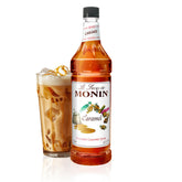 Monin jarabe de caramelo frente de la botella muestra contenido y tapa práctica
