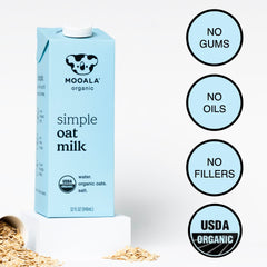 Mooala vertiendo leche de avena sin aditivos para uso inmediato