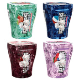 Munchique frasco frontal con etiquetas de sabores y diseño portátil