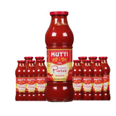 Mutti botella frontal passata mostrando color rojo intenso y uso fácil